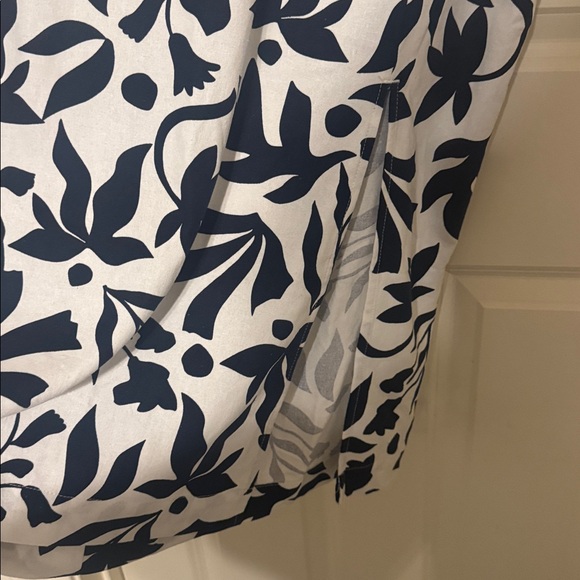 Navy and White Leaf Print Linen-Blend Skirt - Size XL - NWT - Picture 3 of 6